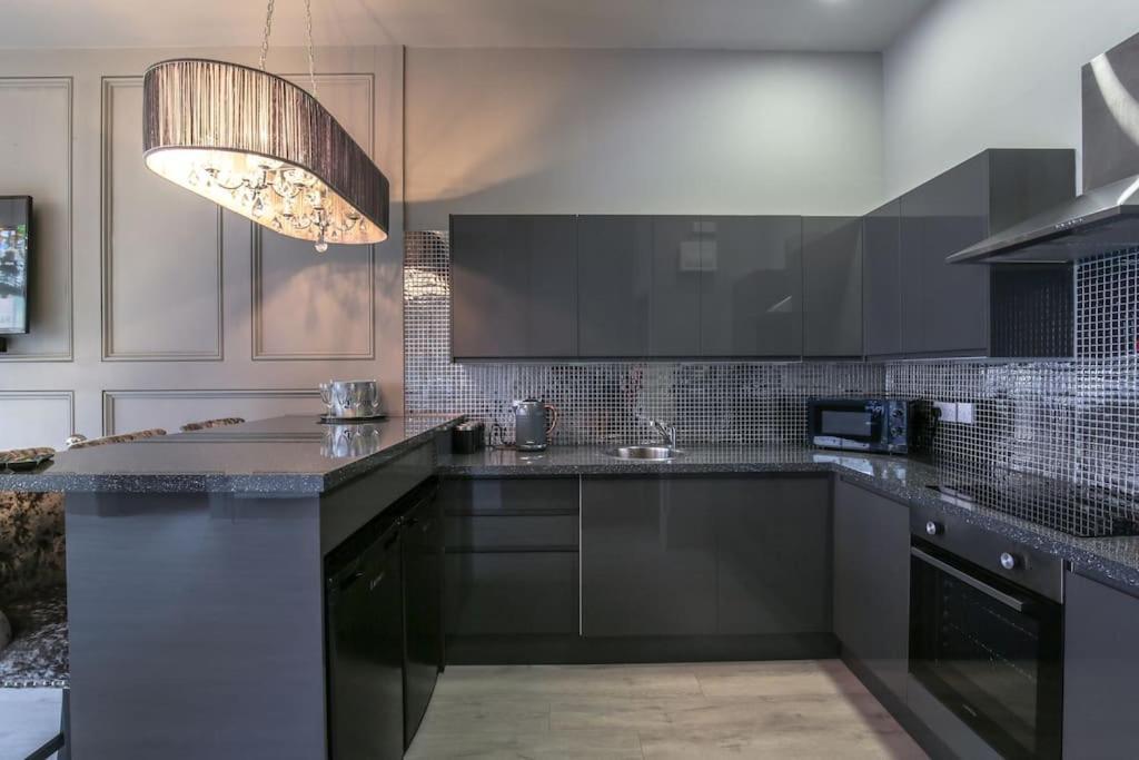 Manhattan Suite - Sleeps 24! Heart Of Liverpool Exterior photo